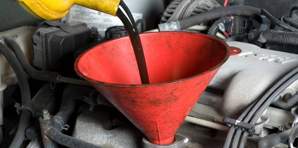 Overfilled Engine Oil Can Cause Some Serious Damage To ...